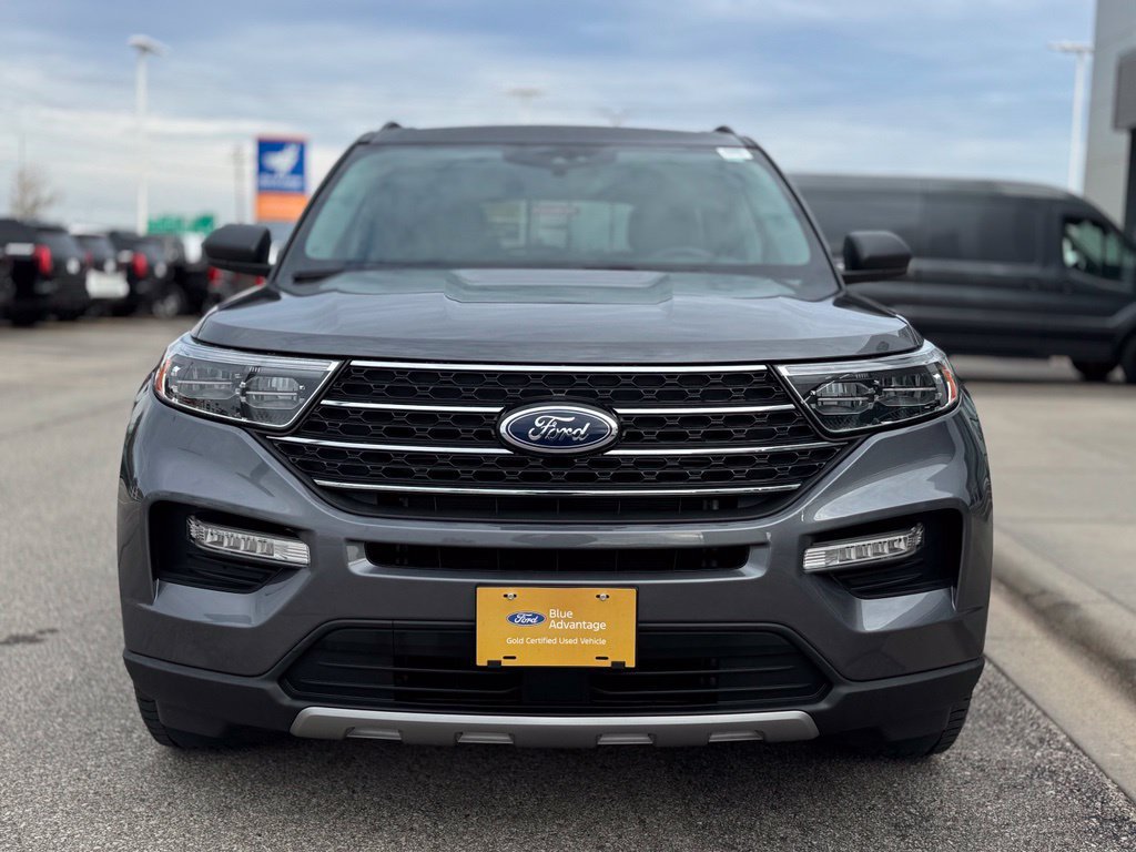 Used 2023 Ford Explorer XLT w/ Equipment Group 202A AWD/4WD image 36