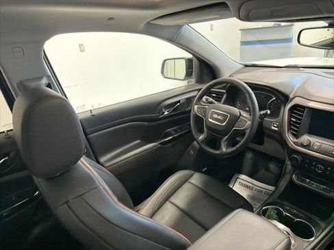 Used 2023 GMC Acadia AT4 w/ Preferred Package image 33