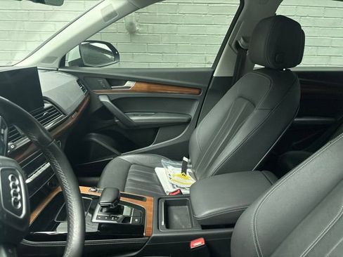 Used 2022 Audi Q5 2.0T Premium Plus w/ Premium Plus Package AWD/4WD image 4