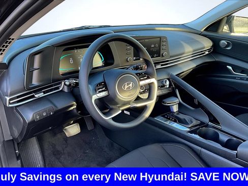 New 2026 Hyundai Elantra Hybrid FWD image 9