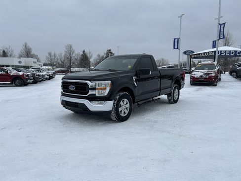 Certified 2021 Ford F150 XLT w/ Equipment Group 301A Mid image 8
