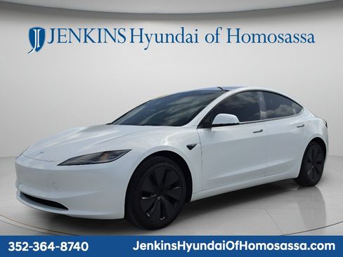 Used 2025 Tesla Model 3 RWD image 10