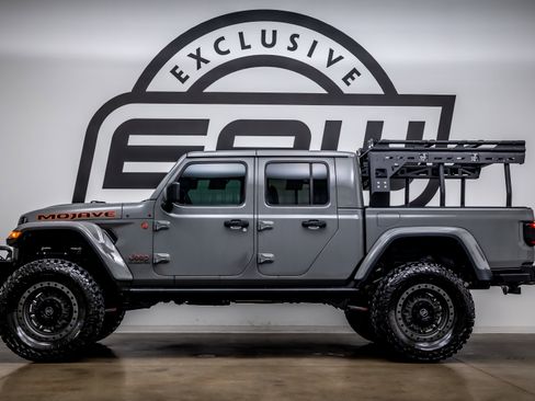 Used 2022 Jeep Gladiator Mojave w/ LED Lighting Group image 5