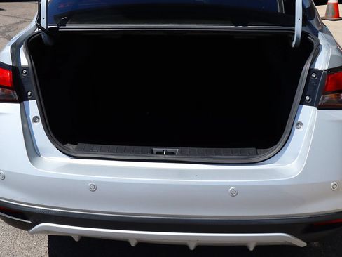 Used 2021 Nissan Versa SV FWD image 25