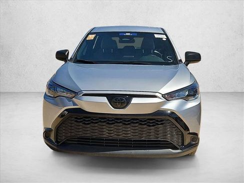 Used 2025 Toyota Corolla Cross AWD Hybrid image 2