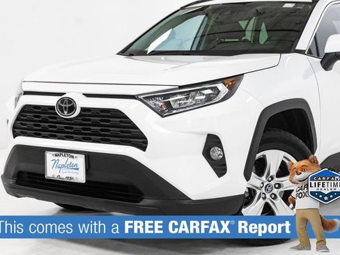 Used 2020 Toyota RAV4 XLE w/ XLE Grade Weather Package AWD/4WD image 2
