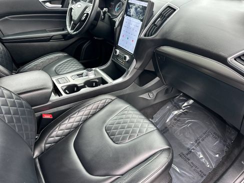 Used 2024 Ford Edge Titanium AWD/4WD image 15
