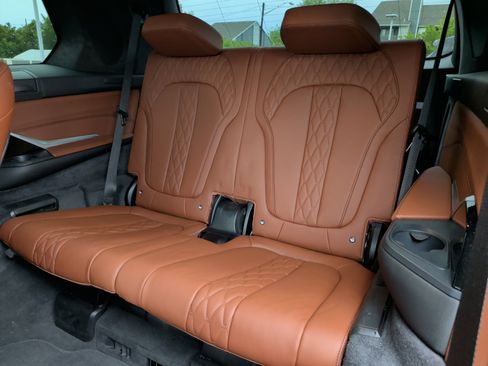 Certified 2024 BMW X7 M60i w/ Executive Package AWD/4WD image 43