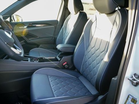 New 2026 Volkswagen Tiguan SEL R-Line image 8