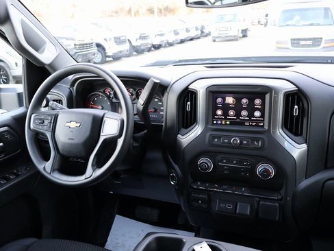 New 2026 Chevrolet Silverado 3500 W/T image 27