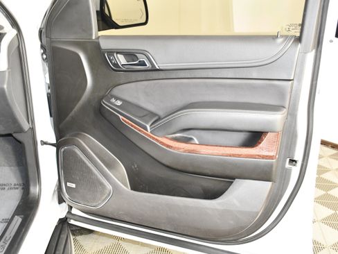 Used 2020 GMC Yukon SLT AWD/4WD image 35