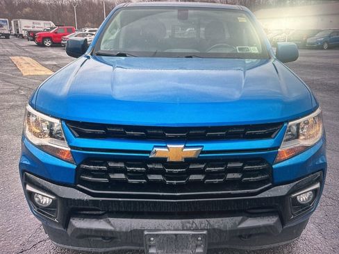Used 2022 Chevrolet Colorado LT w/ LT Convenience Package image 8