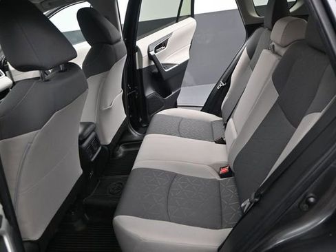 Used 2023 Toyota RAV4 XLE w/ Convenience Package FWD image 14
