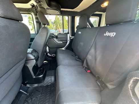 Used 2017 Jeep Wrangler Unlimited Sport w/ Quick Order Package 24S image 8