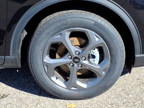 Certified 2025 Ford Escape ST-Line image 10