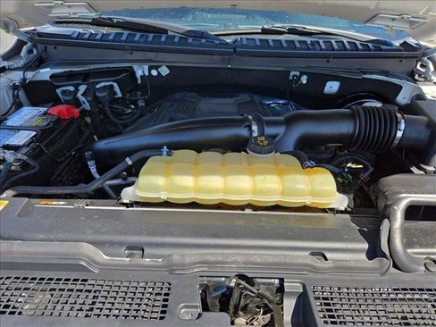 Used 2020 Ford Expedition XLT w/ Equipment Group 202A image 24