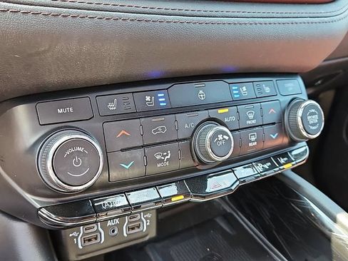Used 2022 Dodge Durango Citadel AWD/4WD image 18
