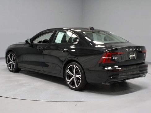 Used 2024 Volvo S60 B5 Plus w/ Climate Package AWD/4WD image 10