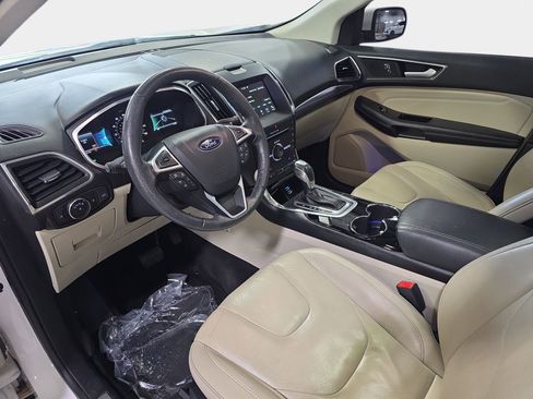 Used 2016 Ford Edge Titanium w/ Equipment Group 302A FWD image 16