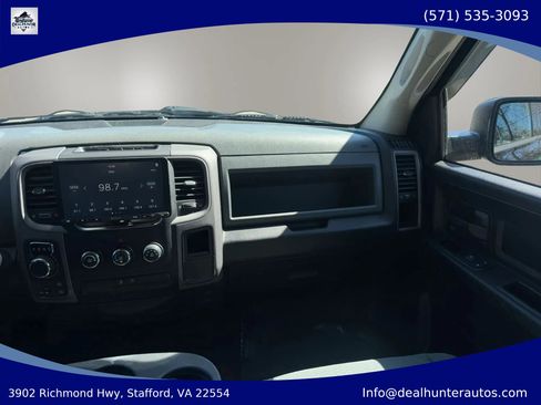 Used 2014 RAM 1500 Express w/ Black Ram 1500 Express Group AWD/4WD image 27