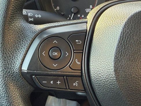 Used 2024 Toyota Corolla LE image 20