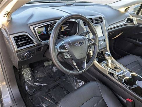 Used 2014 Ford Fusion SE w/ Equipment Group 502A image 10