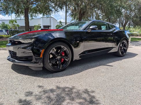 Used 2024 Chevrolet Camaro SS RWD image 3