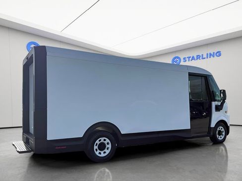 Used 2024 Chevrolet Brightdrop 600 w/ Battery Pack, Max Range image 11