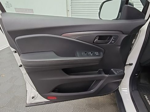 Used 2023 Honda Passport EX-L image 31