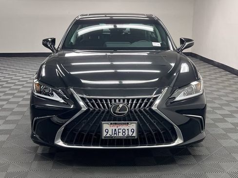 Certified 2024 Lexus ES 350 w/ Premium Package FWD image 3