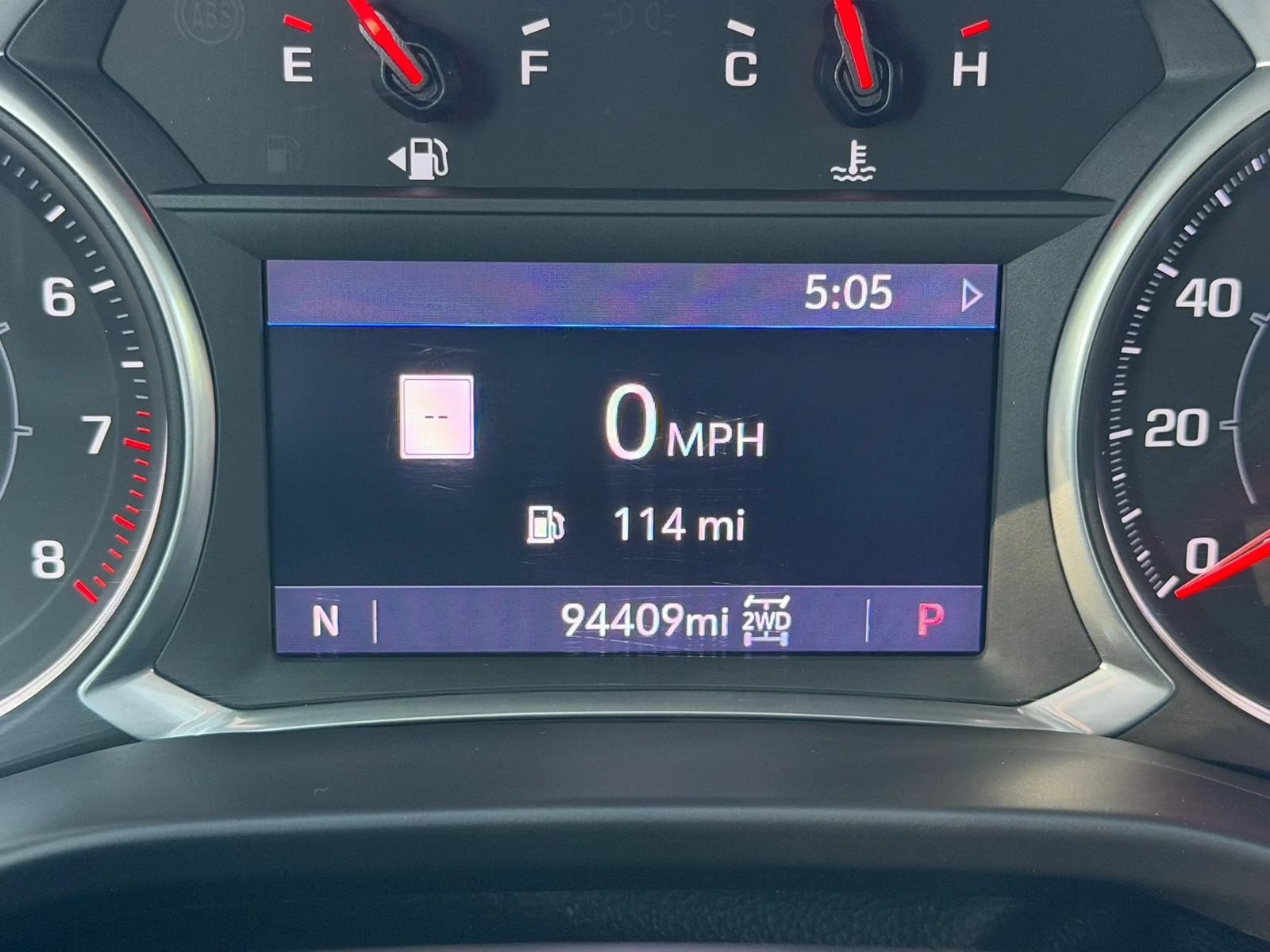 Used 2022 GMC Acadia SLT w/ Elevation Edition AWD/4WD image 25