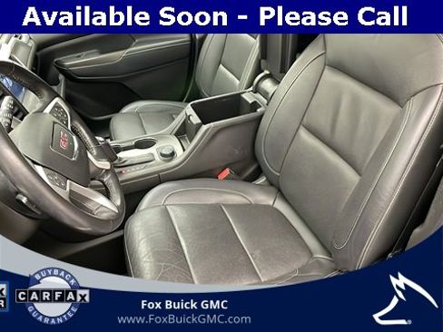 Used 2018 GMC Acadia SLT image 30