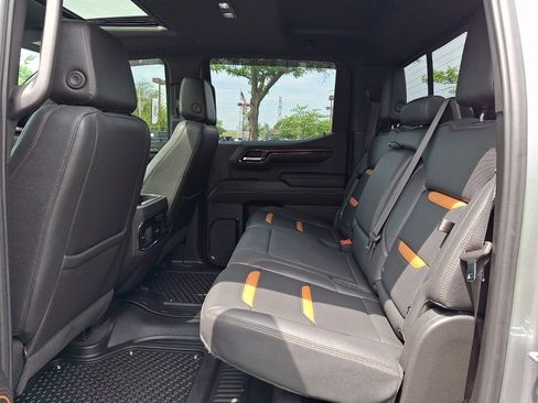Used 2023 GMC Sierra 1500 AT4 w/ AT4 Premium Package AWD/4WD image 10