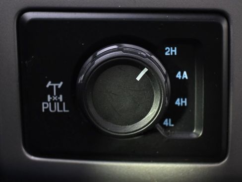 Used 2017 Ford F150 Lariat AWD/4WD image 34