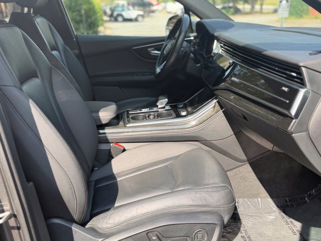 Used 2021 Audi Q7 3.0T Premium Plus w/ Executive Package AWD/4WD image 16