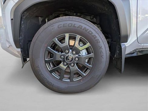 Certified 2026 Toyota 4Runner SR5 AWD/4WD image 20