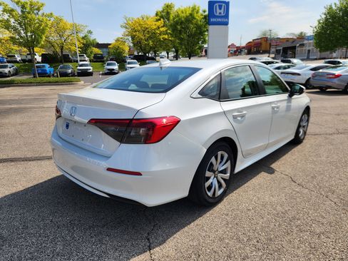 Used 2023 Honda Civic LX image 4