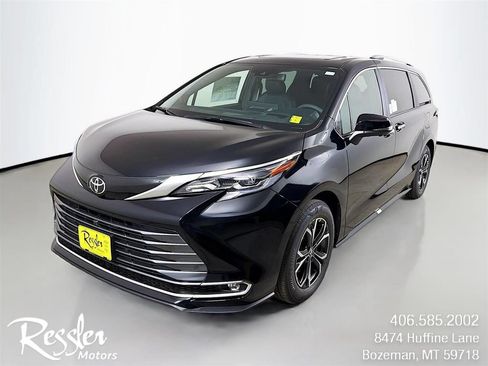 New 2026 Toyota Sienna Platinum AWD/4WD image 1