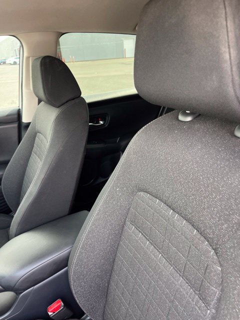 Used 2025 Honda HR-V LX image 5