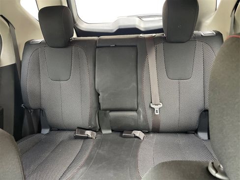 Used 2016 Chevrolet Equinox LT w/ Convenience Package image 15