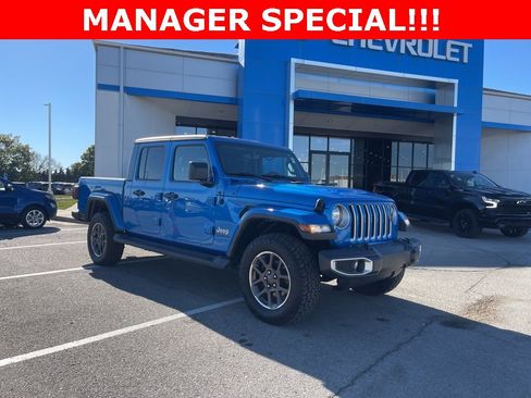Used 2020 Jeep Gladiator Overland image 1