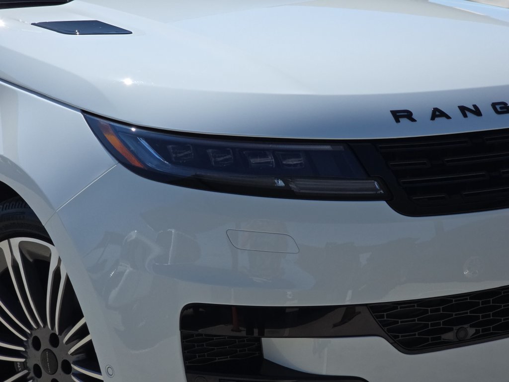 New 2026 Land Rover Range Rover Sport Dynamic SE AWD/4WD image 33