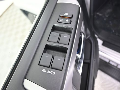 Used 2024 Toyota 4Runner Limited image 20