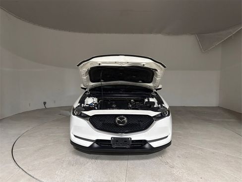 Used 2018 MAZDA CX-5 Touring image 14