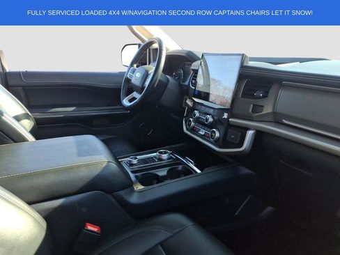 Used 2024 Ford Expedition XLT image 11