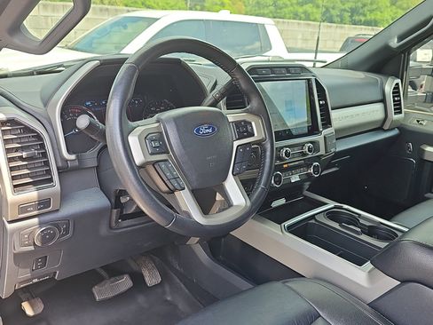 Used 2022 Ford F250 Lariat w/ Tremor Off-Road Package image 14