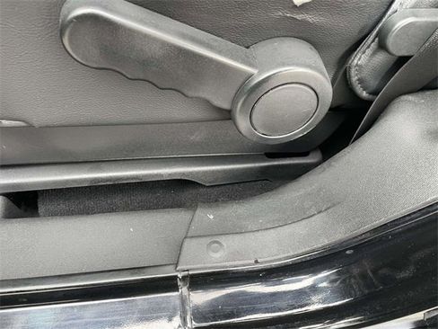 Used 2015 Jeep Wrangler Sport image 10