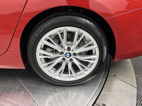 Used 2024 BMW 330i xDrive Sedan w/ Premium Package AWD/4WD image 27