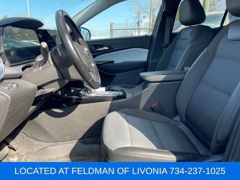 Used 2024 Chevrolet Trax LT w/ Driver Confidence Package image 6