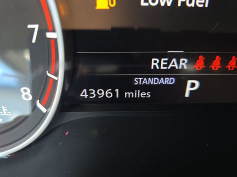 Used 2022 Nissan Rogue SV FWD image 18